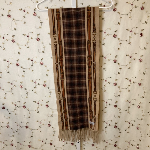 AMICALE Cashmere scarf - Picture 2 of 9